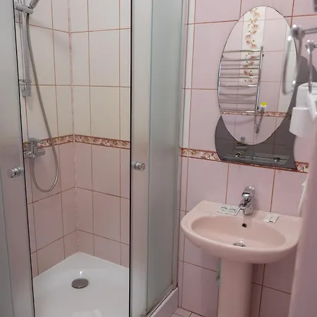 プィーサンカ ホテル